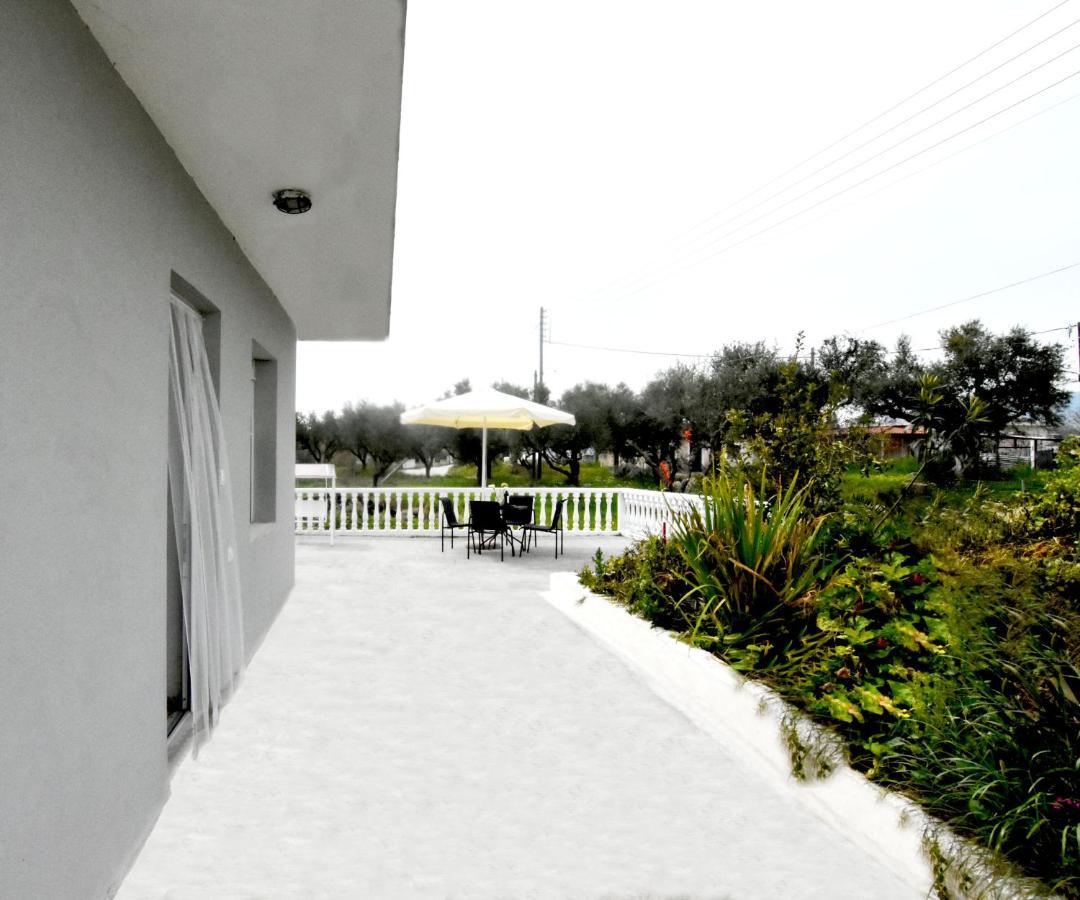 Casa Katina , Villa In Lagana, Agrilia Area Laganas Buitenkant foto